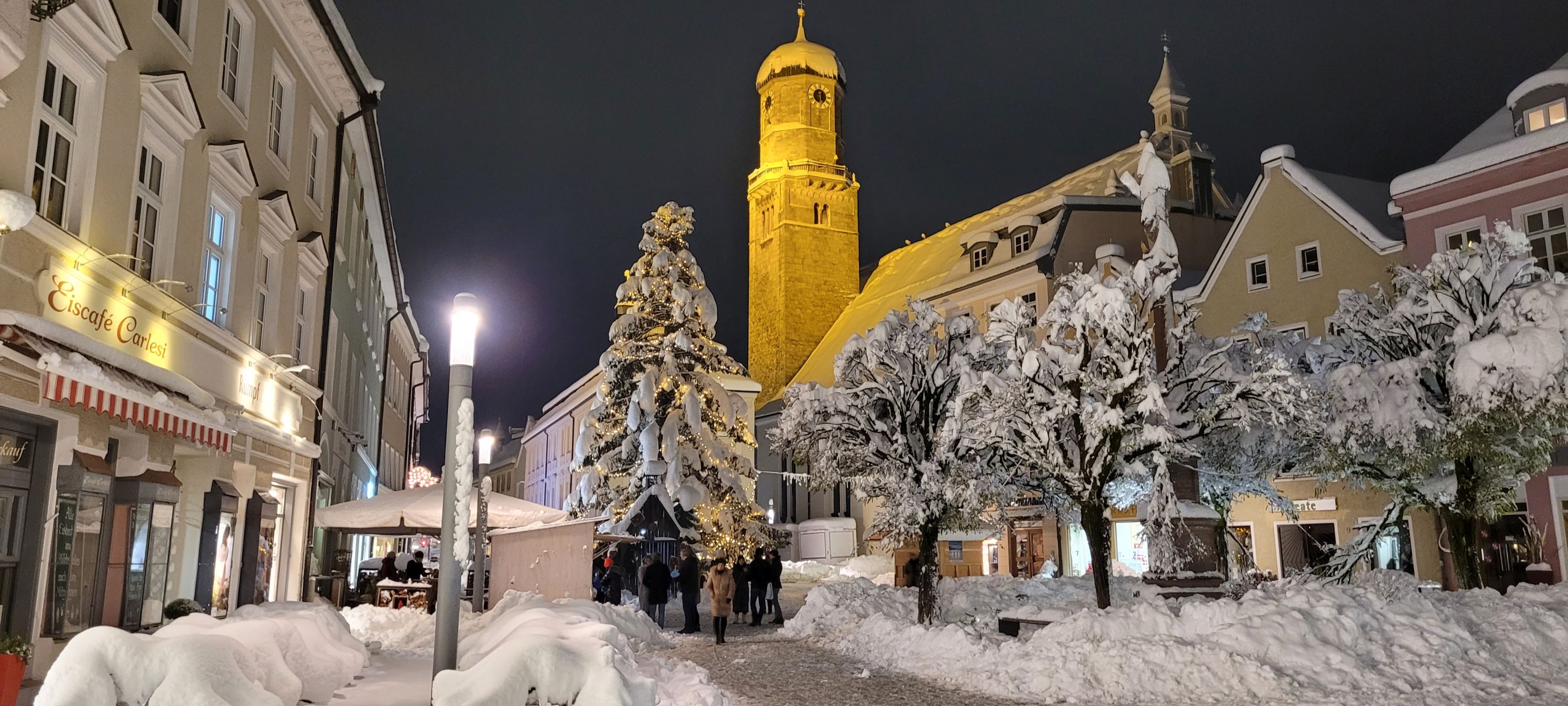 Weilheimer Marienplatz im Schnee (C) WurlitzMedia